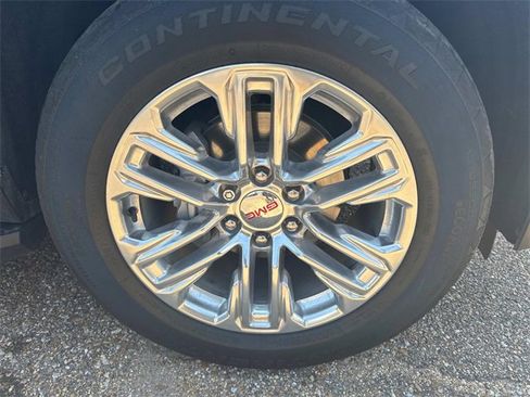 Used 2023 GMC Yukon SLT image 5