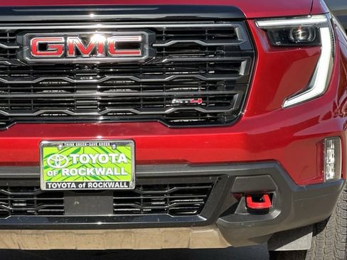 Used 2024 GMC Acadia AT4 w/ Luxury Package AWD/4WD image 8