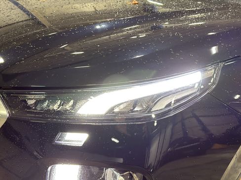 Used 2021 Hyundai Palisade Calligraphy image 9