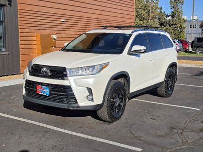 Used 2019 Toyota Highlander XLE