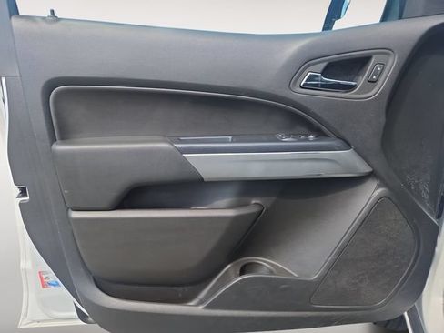 Used 2022 Chevrolet Colorado LT w/ Fleet Safety Package RWD image 16