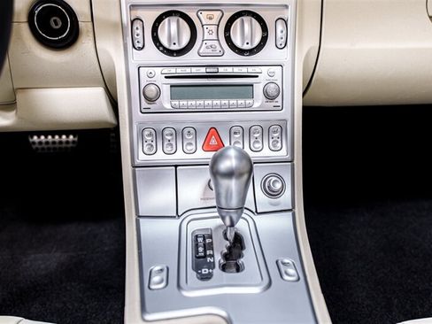 Used 2005 Chrysler Crossfire Limited RWD image 14