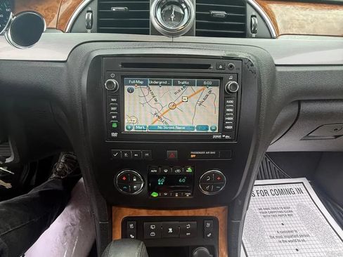 Used 2011 Buick Enclave CXL AWD/4WD image 15
