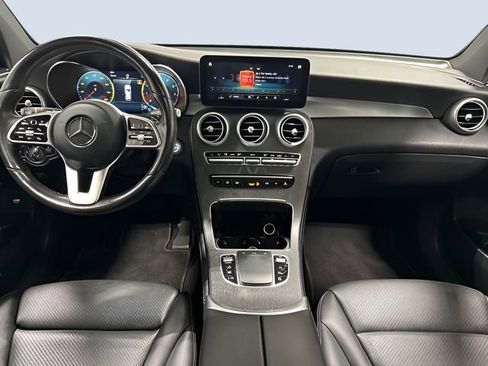 Used 2021 Mercedes-Benz GLC 300 4MATIC image 12
