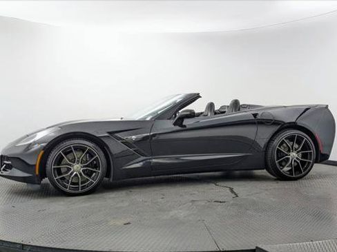 Used 2015 Chevrolet Corvette Stingray Convertible w/ 3LT Preferred Equipment Group RWD image 3