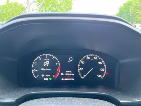 Used 2024 Honda CR-V LX image 12