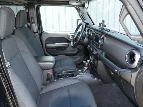 Used 2022 Jeep Gladiator Sport AWD/4WD image 25