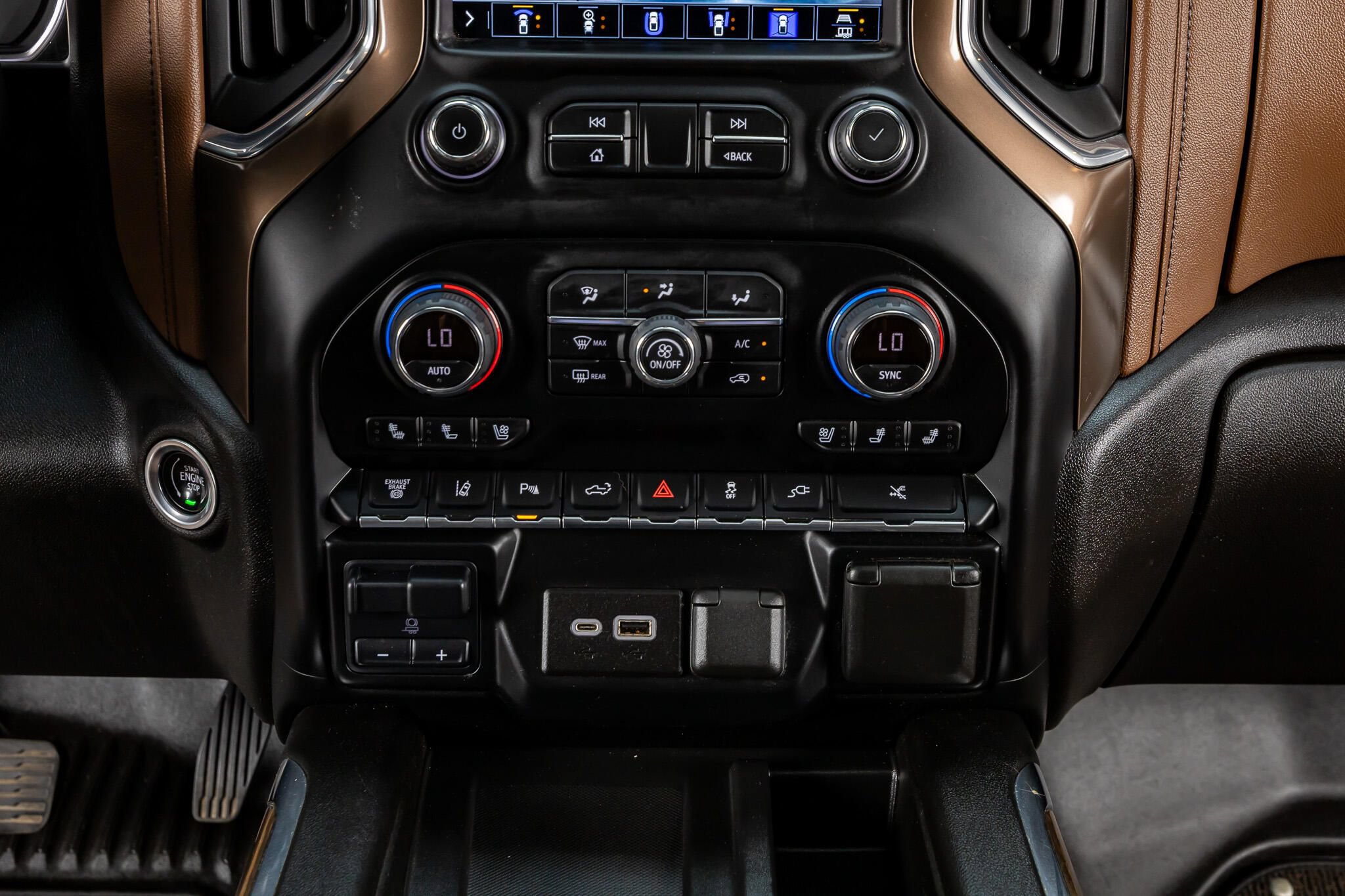 Used 2022 Chevrolet Silverado 3500 High Country w/ Safety Package II AWD/4WD image 27