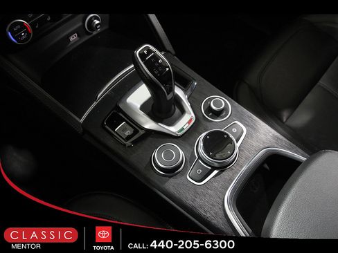 Used 2020 Alfa Romeo Stelvio Sport w/ Cold Weather Package AWD/4WD image 16