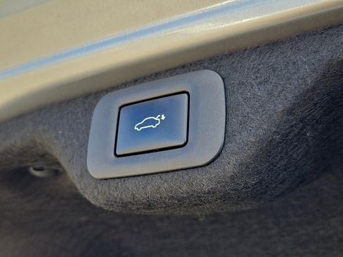 Certified 2023 Lexus ES 300h w/ Luxury Package image 30