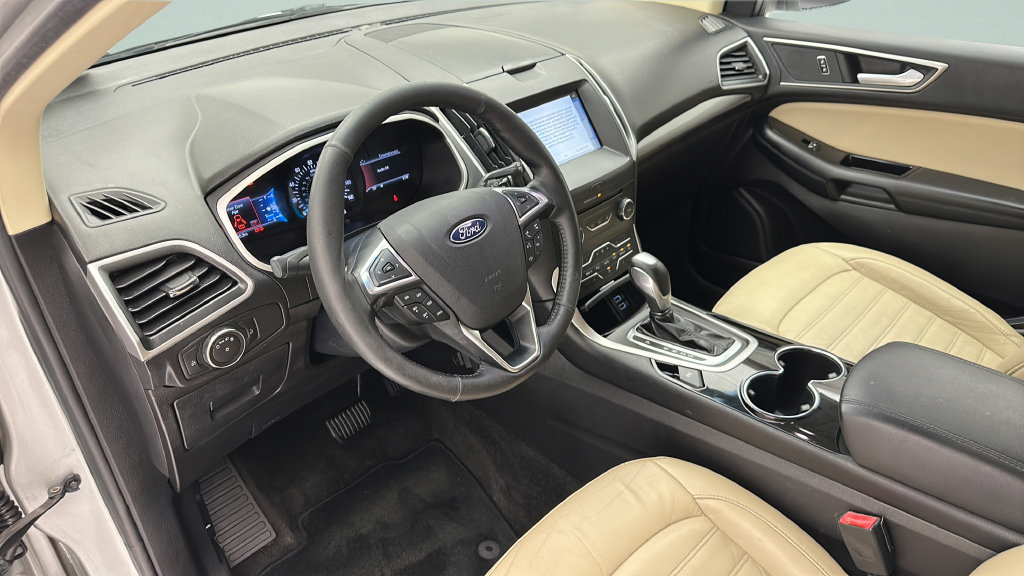 Used 2017 Ford Edge SEL w/ Equipment Group 201A AWD/4WD image 12