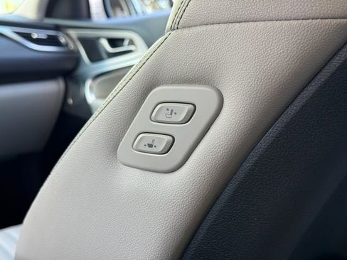 Used 2021 Genesis G70 2.0T w/ Elite Package image 36