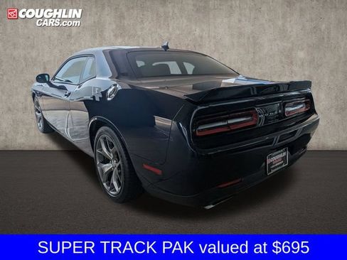 Used 2016 Dodge Challenger R/T Plus RWD image 6