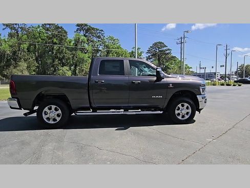 New 2026 RAM 3500 Big Horn AWD/4WD image 33