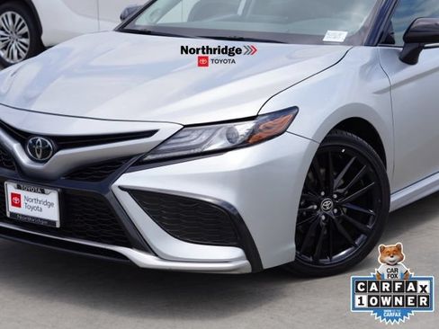 Used 2024 Toyota Camry XSE FWD image 6