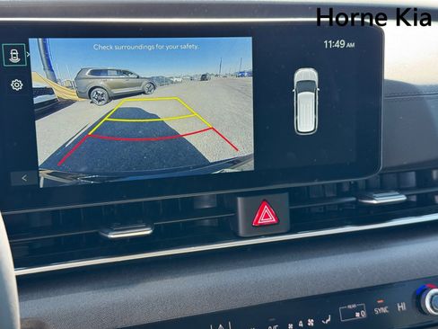 New 2026 Kia Carnival EX image 17