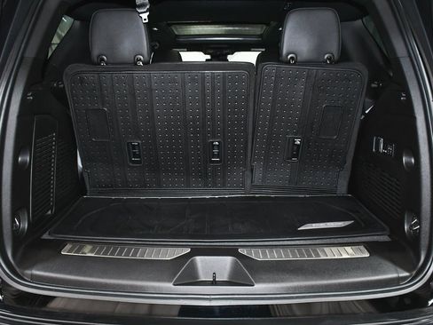 Used 2023 Chevrolet Tahoe Z71 w/ Z71 Off-Road Package image 74