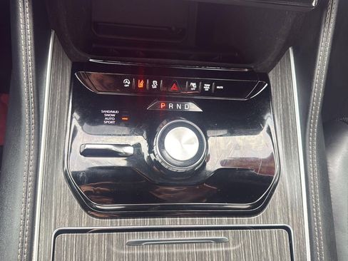 Used 2024 Jeep Wagoneer Series II image 24