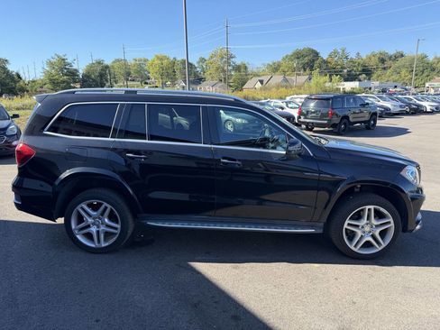 Used 2016 Mercedes-Benz GL 550 4MATIC image 6
