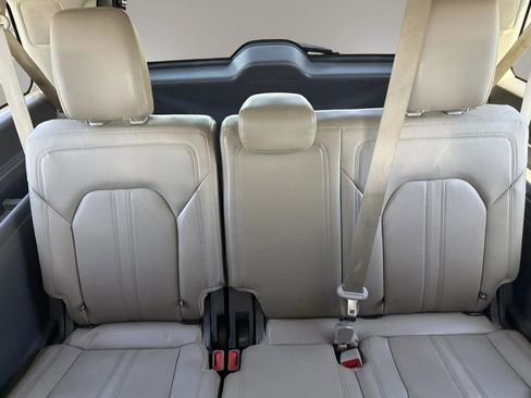 Used 2018 Ford Expedition Max Limited AWD/4WD image 39