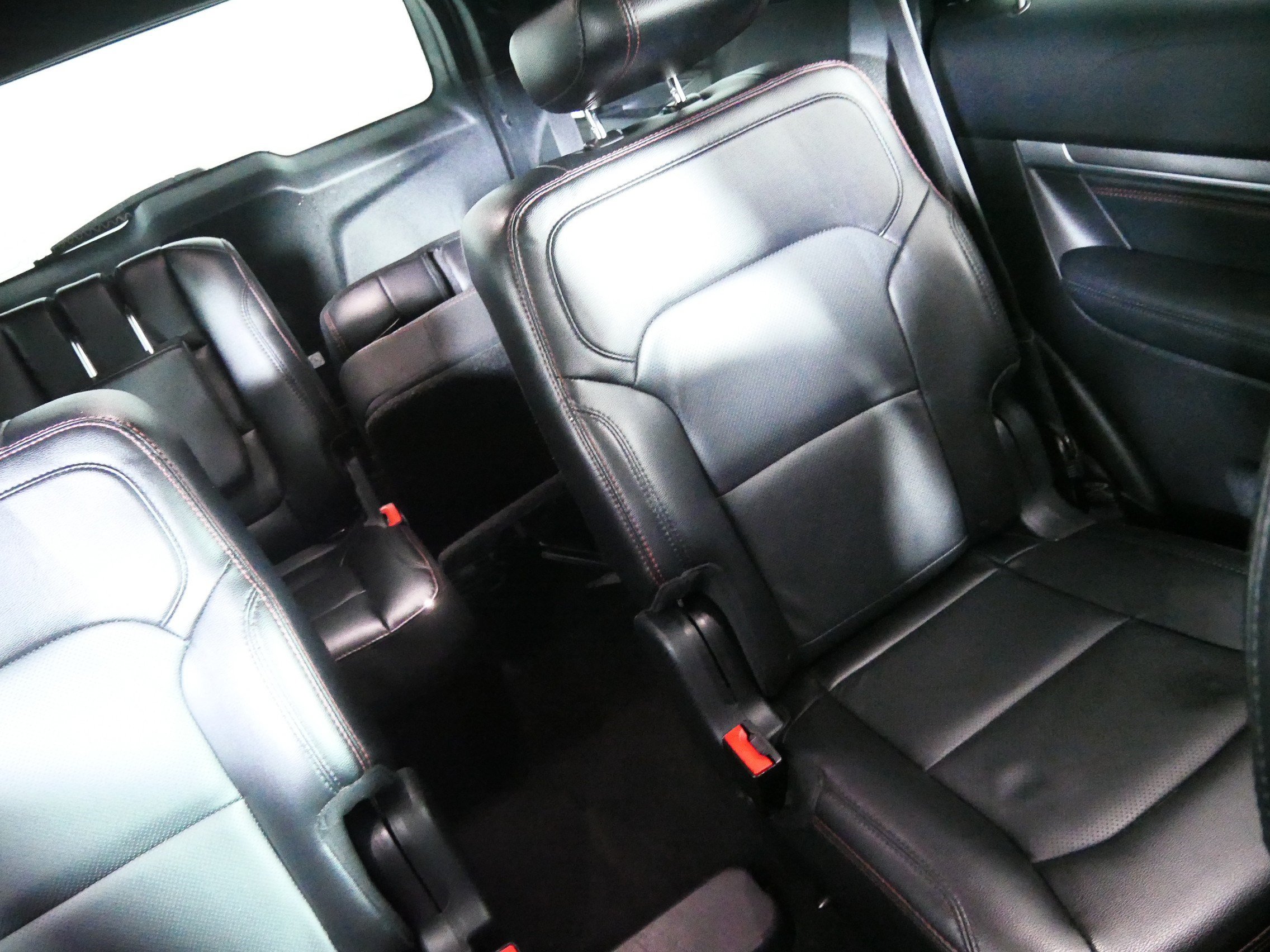 Used 2019 Ford Explorer Sport w/ Equipment Group 401A AWD/4WD image 14