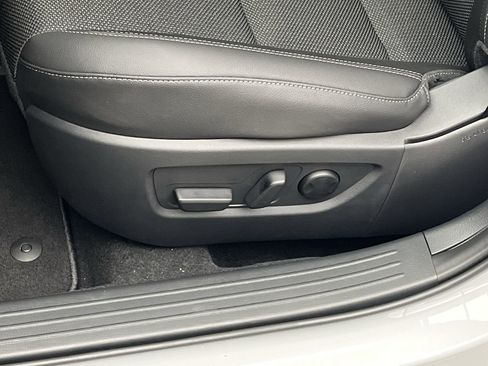 Certified 2025 MAZDA CX-50 AWD 2.5 S w/ Cargo Package image 9