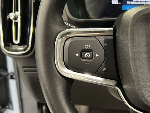 Certified 2026 Volvo XC40 B5 Plus AWD/4WD image 13