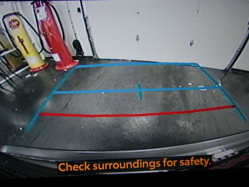 Certified 2024 Toyota Highlander LE image 17