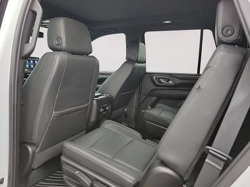 Used 2021 Chevrolet Tahoe Z71 w/ Z71 Signature Package AWD/4WD image 10