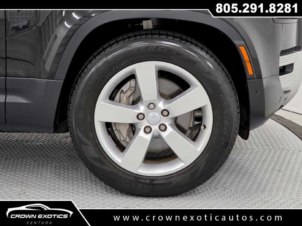 Used 2023 Land Rover Defender 130 SE AWD/4WD image 9
