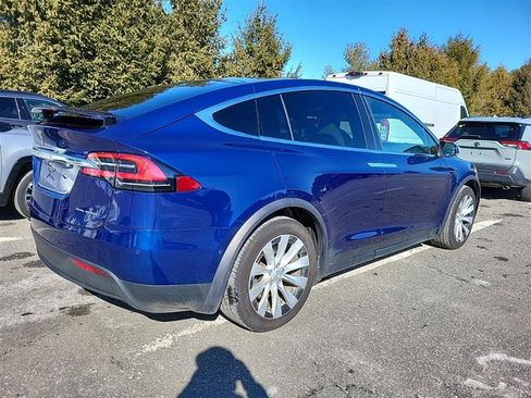 Used 2020 Tesla Model X Long Range image 10
