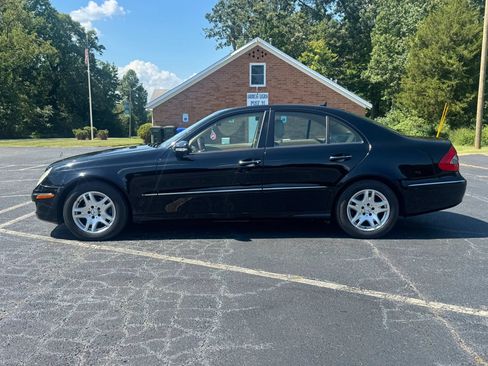 Used 2007 Mercedes-Benz E 320 BlueTEC Sedan image 5