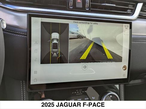 New 2025 Jaguar F-PACE R-Dynamic S image 10