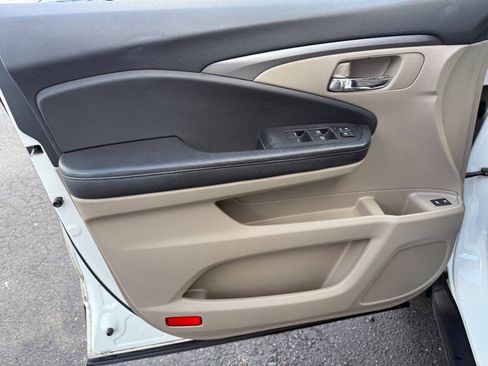 Used 2016 Honda Pilot EX-L image 16