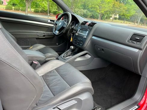 Used 2009 Volkswagen GTI 2-Door FWD image 15