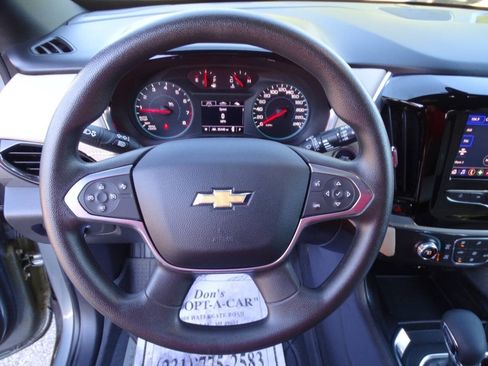Used 2023 Chevrolet Traverse AWD LS w/ Safety Package image 14