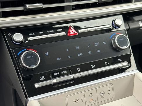 New 2026 Hyundai Santa Fe SEL FWD image 31