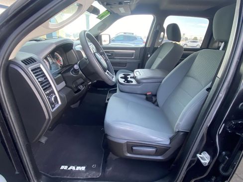 Used 2019 RAM 1500 Classic SLT RWD image 9