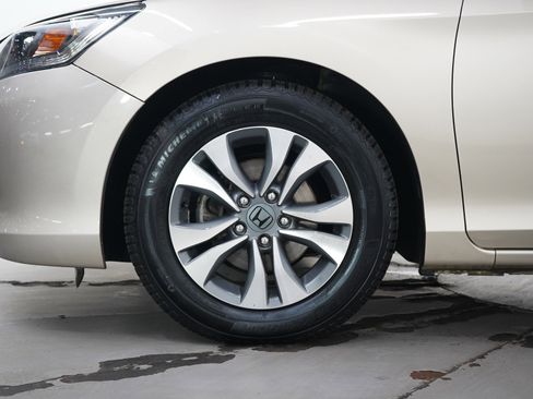 Used 2014 Honda Accord LX image 26