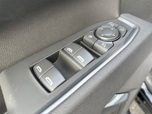 Used 2025 Chevrolet Silverado 2500 LT w/ Trail Boss Package image 13