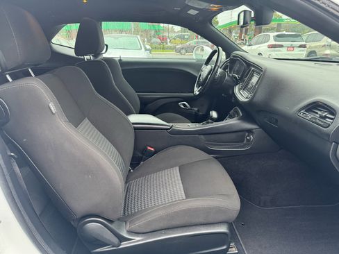 Used 2021 Dodge Challenger GT w/ Driver Convenience Group image 14