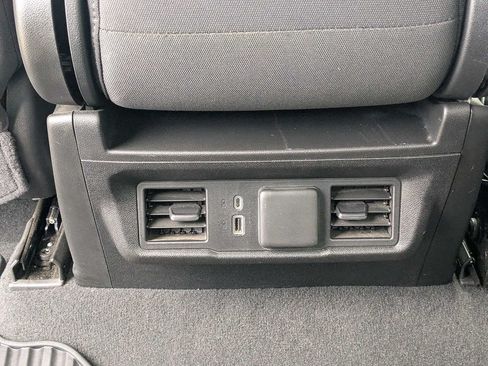 Used 2025 Chevrolet Silverado 2500 LT w/ Convenience Package AWD/4WD image 14