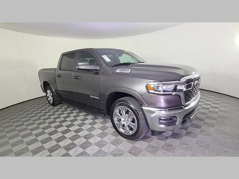 Used 2025 RAM 1500 Big Horn RWD image 34