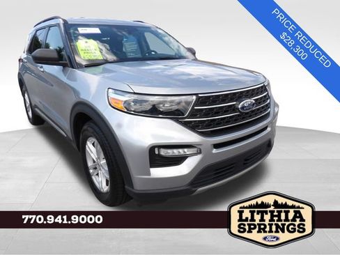 Certified 2023 Ford Explorer XLT w/ Equipment Group 202A RWD image 1