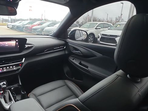 Used 2024 Buick Envista Avenir image 14