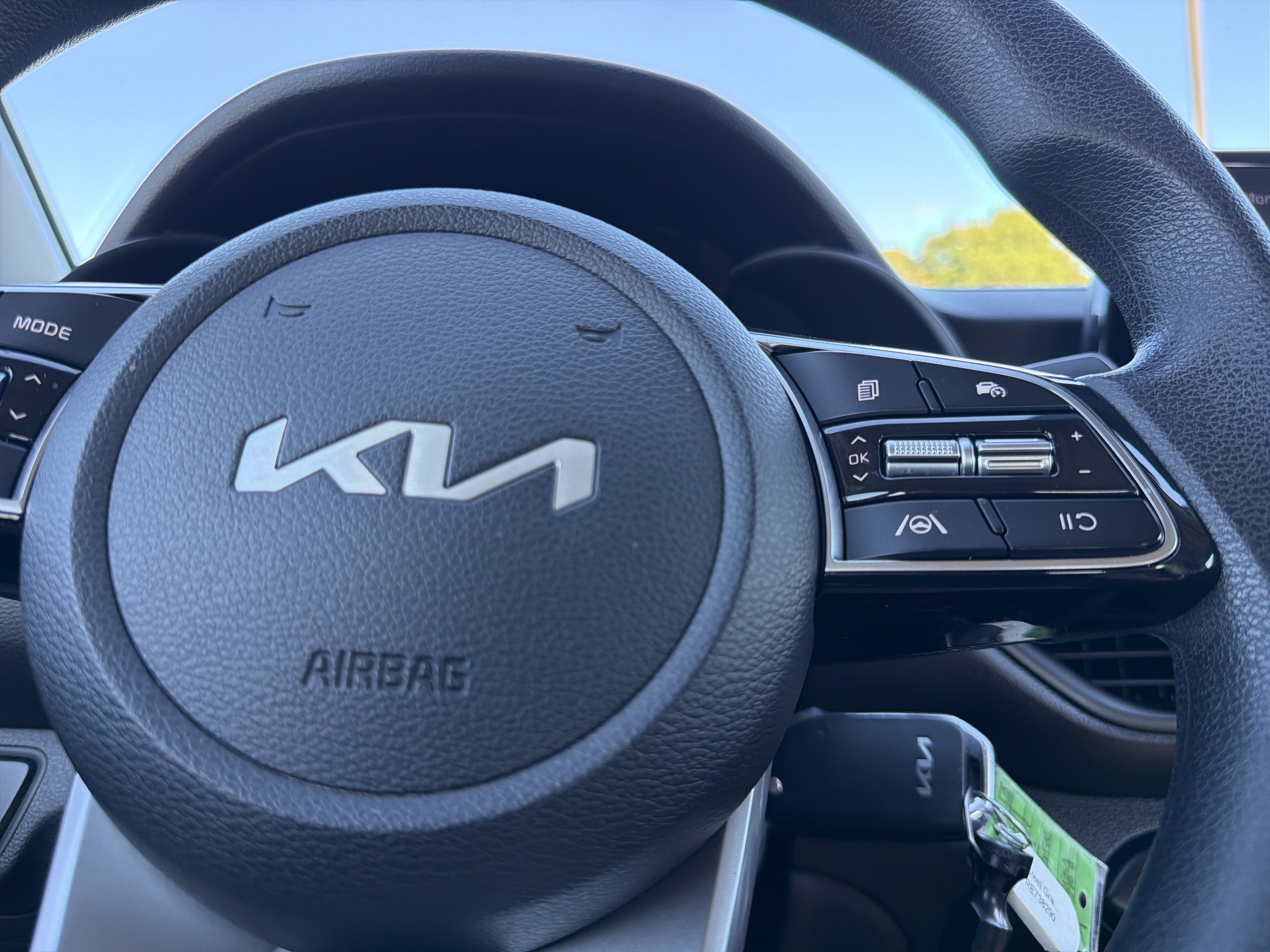 Used 2024 Kia Forte LXS FWD image 9