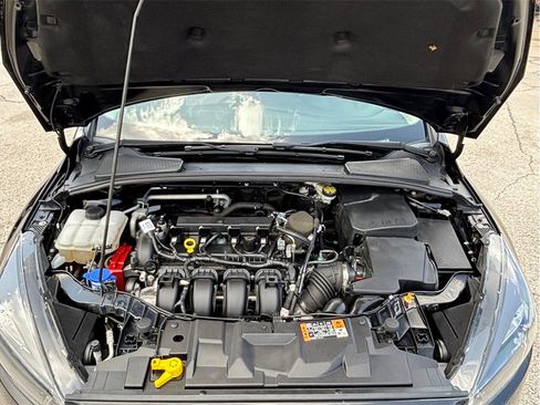 Used 2016 Ford Focus SE FWD image 34