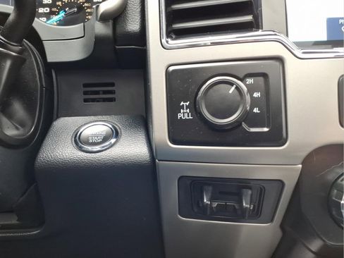 Used 2022 Ford F250 Lariat w/ Tremor Off-Road Package image 22