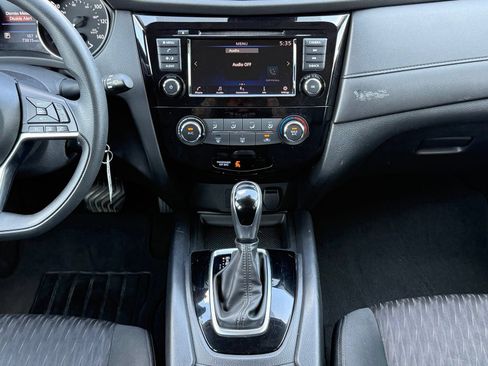 Used 2020 Nissan Rogue S AWD/4WD image 20