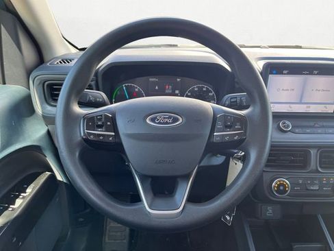 Used 2023 Ford Maverick XL image 13